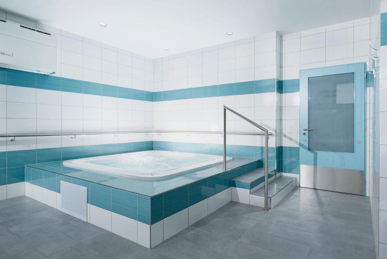Sport Relax Hotel Na Kopecku Krinec Exterior photo